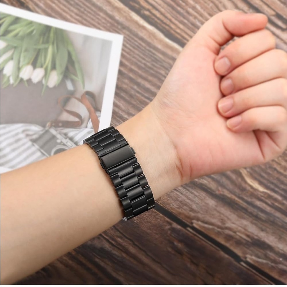 Amazon Black Glossy Stainless Steel Watch Band - Picture 7 of 8